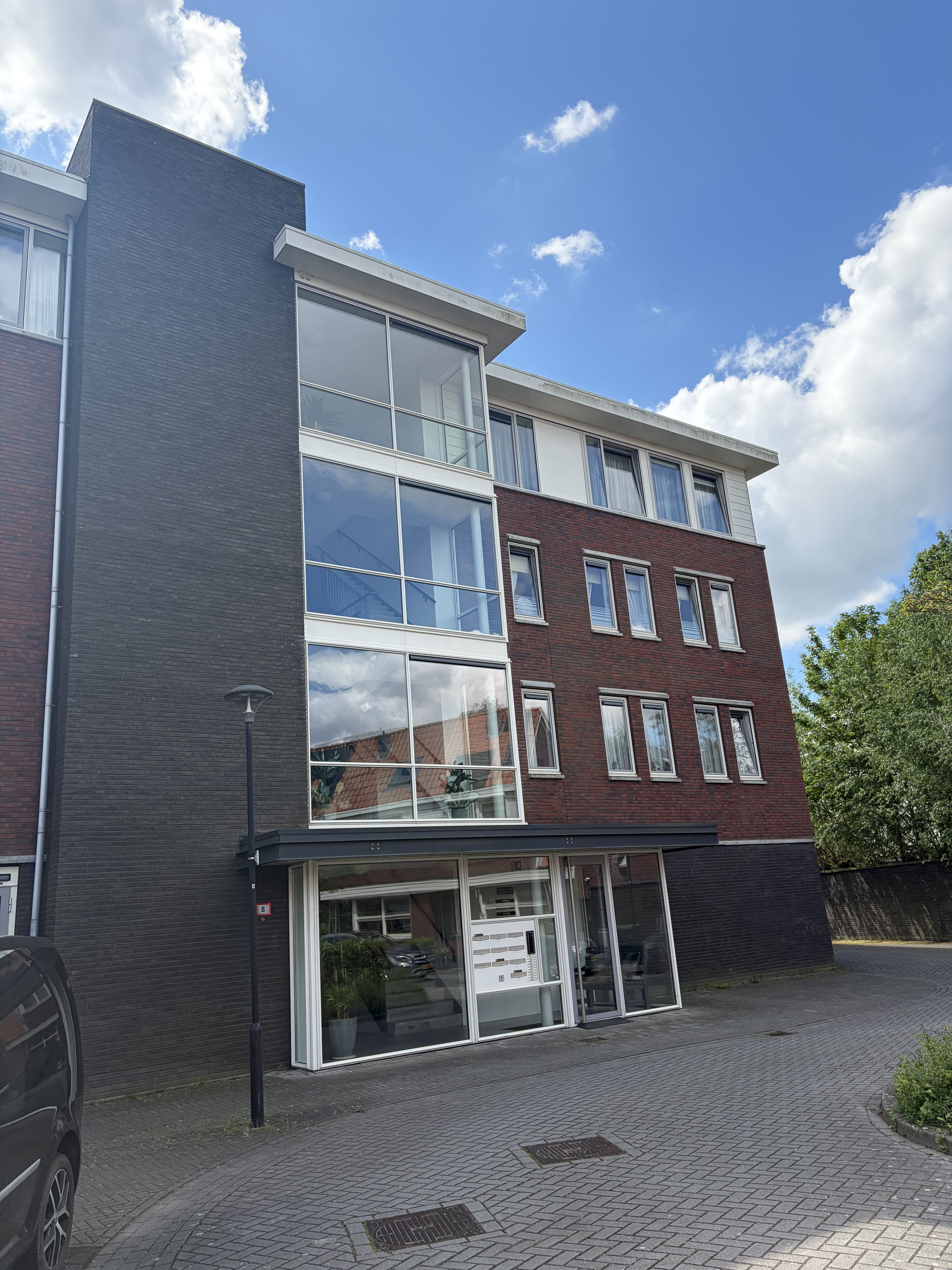 private-rentals for rent on Maashofje 12